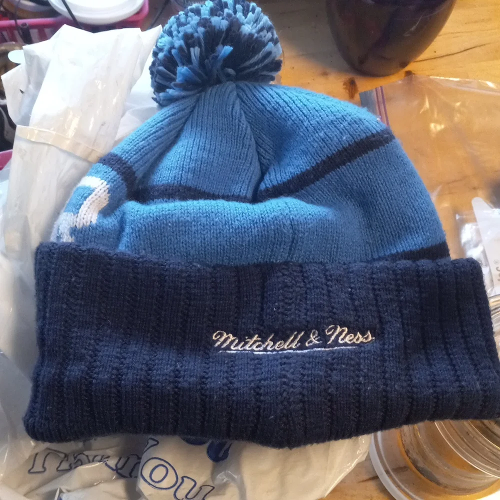 Okc hat - Picture 2 of 2